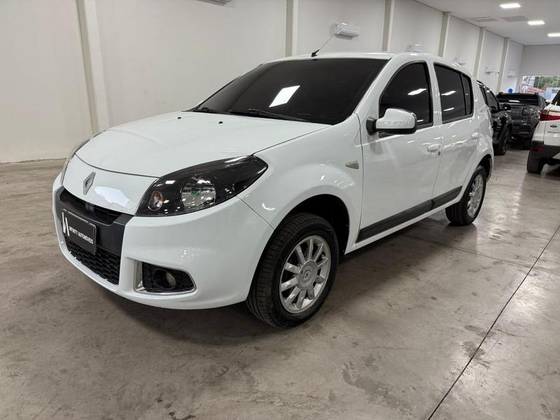 RENAULT SANDERO 1.6 PRIVILÉGE 16V FLEX 4P AUTOMÁTICO